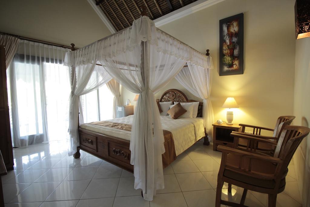 Mutiara Bali Hotel Candidasa Buitenkant foto
