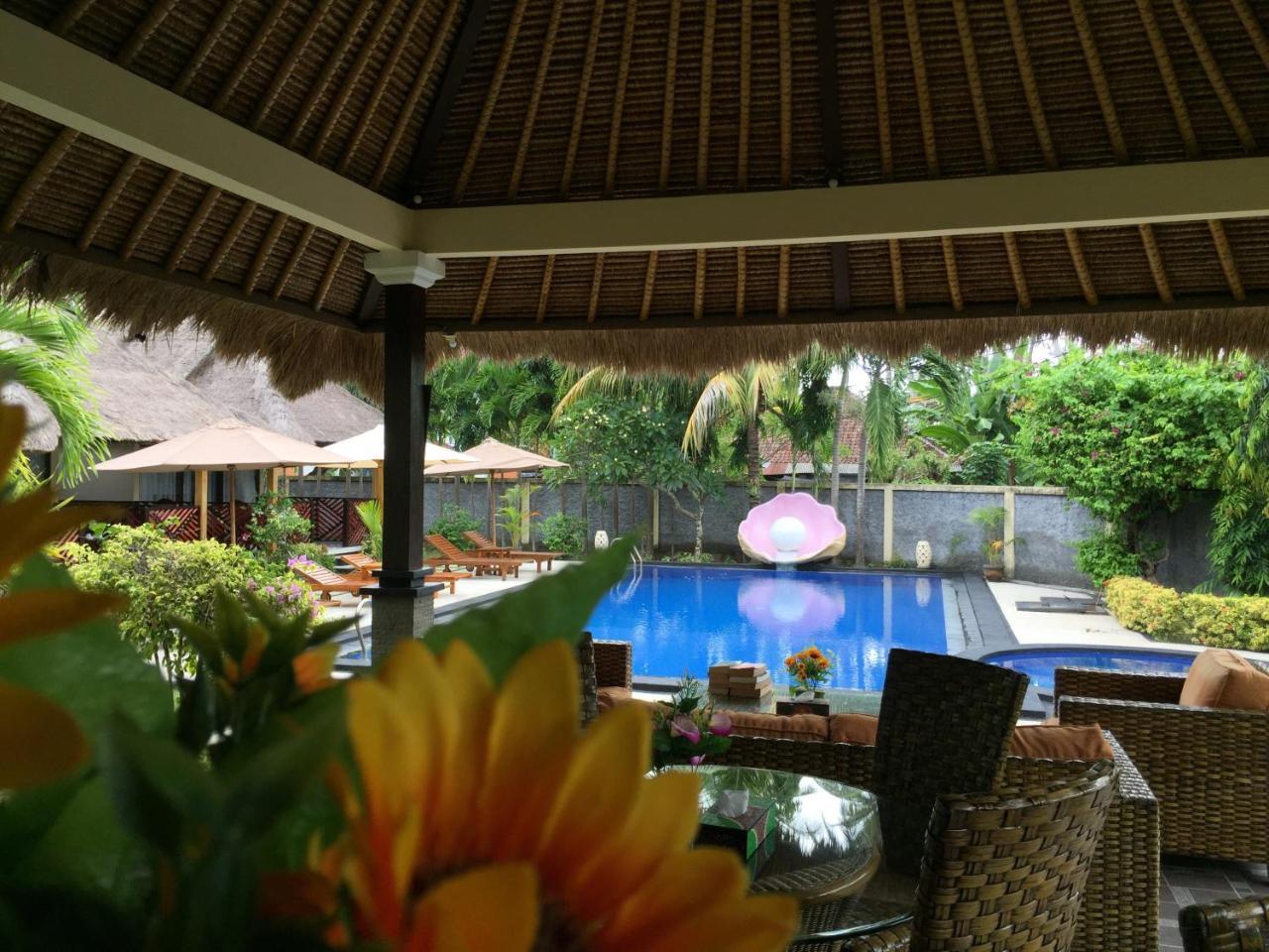 Mutiara Bali Hotel Candidasa Buitenkant foto