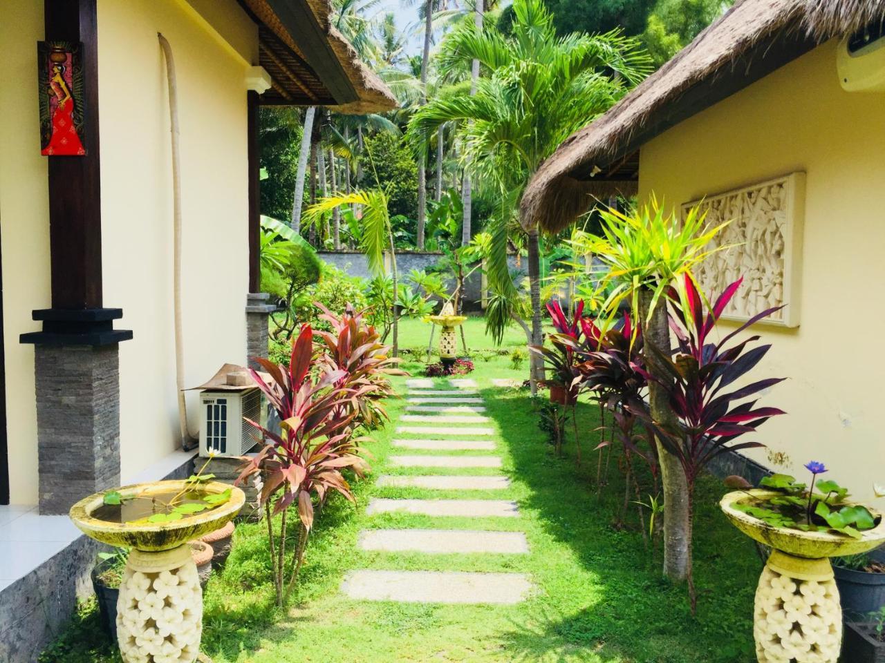 Mutiara Bali Hotel Candidasa Buitenkant foto