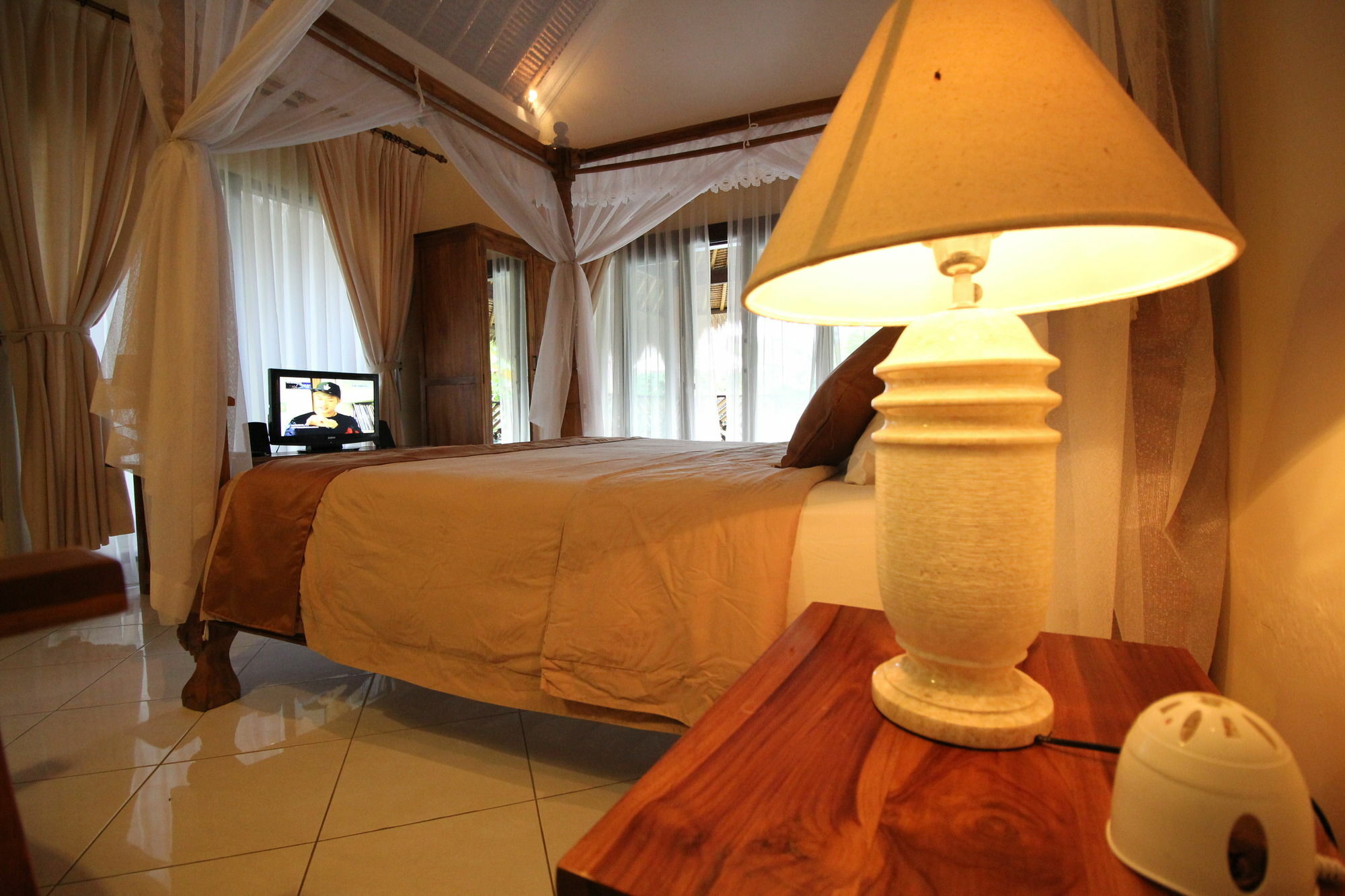 Mutiara Bali Hotel Candidasa Buitenkant foto