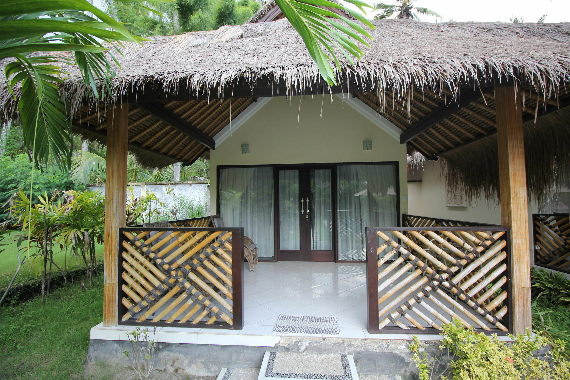 Mutiara Bali Hotel Candidasa Buitenkant foto